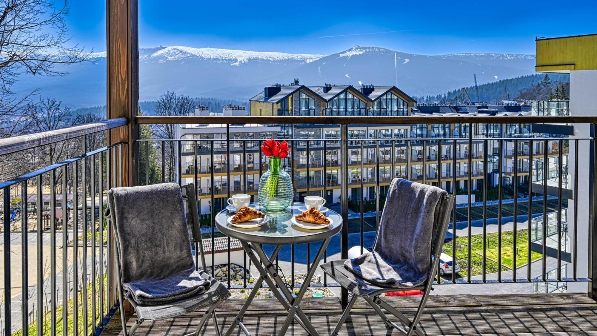 Apartamenty Sun & Snow Resort Izery ชกลาร์สกา ปอเรมบา ภายนอก รูปภาพ